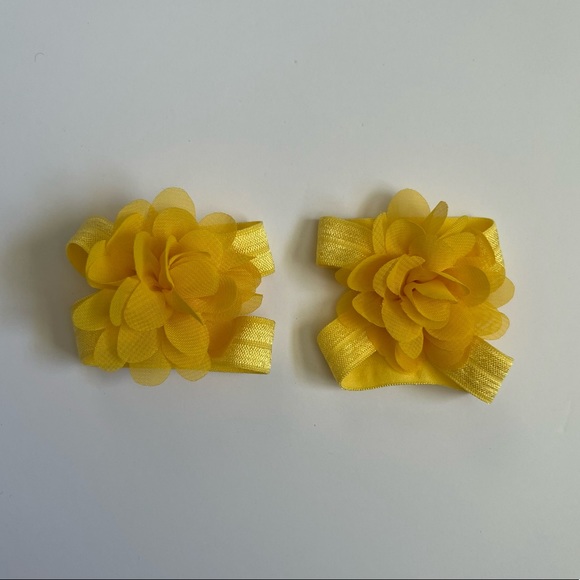 Baby Girl/Infant Yellow Floral Ribbon Sandals 💛 - Picture 2 of 5